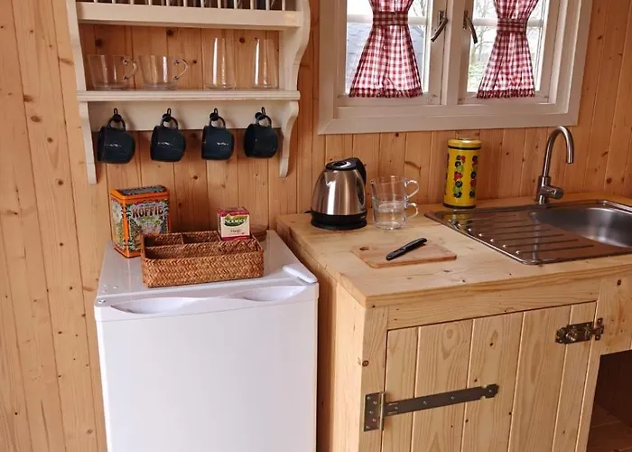 캠프장 Pipowagen 2 Persoons Lindershoeve 버기크